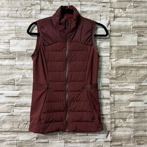 Lululemon Vest Women’s Goose Down Pockets Down For It All Color Red Wine Size 6